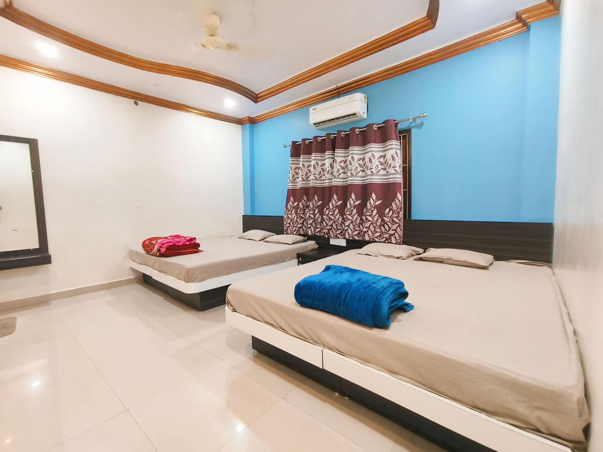 Shree Trilokeshwar Guesthouse อุจเจน ภายนอก รูปภาพ