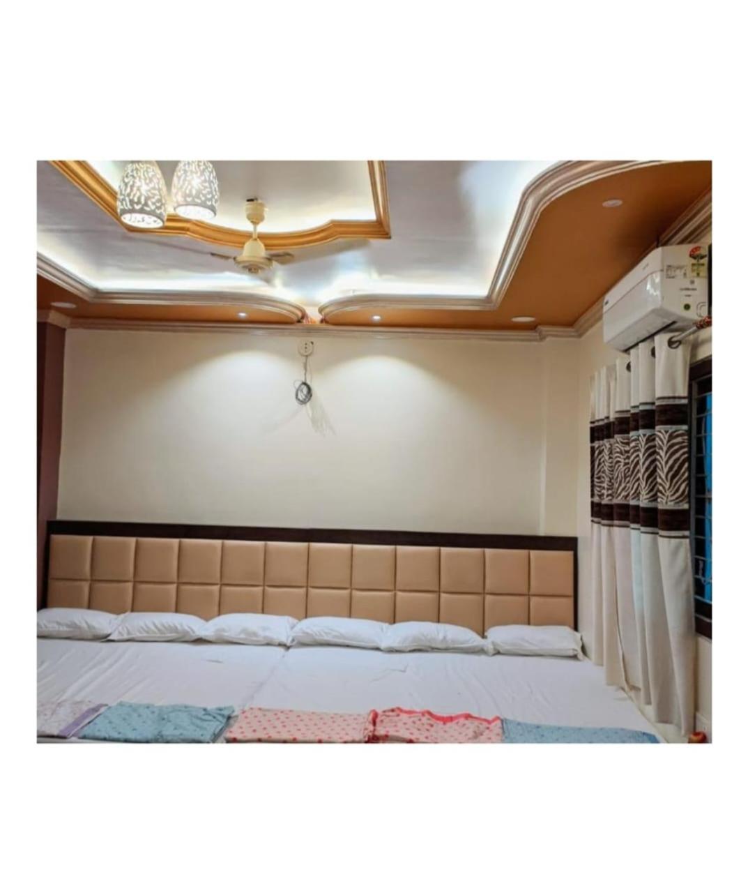 Shree Trilokeshwar Guesthouse อุจเจน ภายนอก รูปภาพ